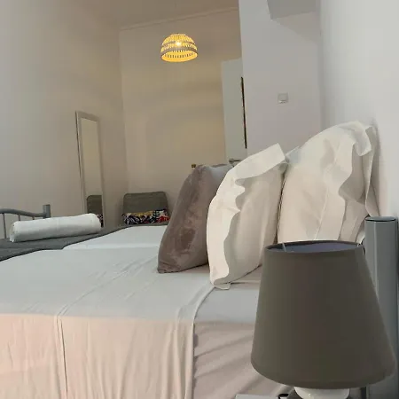 לינה וארוחת בוקר Santo Amaro *