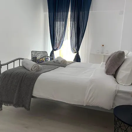 לינה וארוחת בוקר Santo Amaro