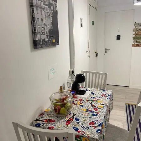 לינה וארוחת בוקר Santo Amaro